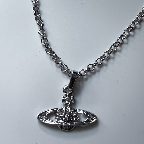 Vivienne Westwood Other - Vivienne Westwood Crystal Orb Necklace